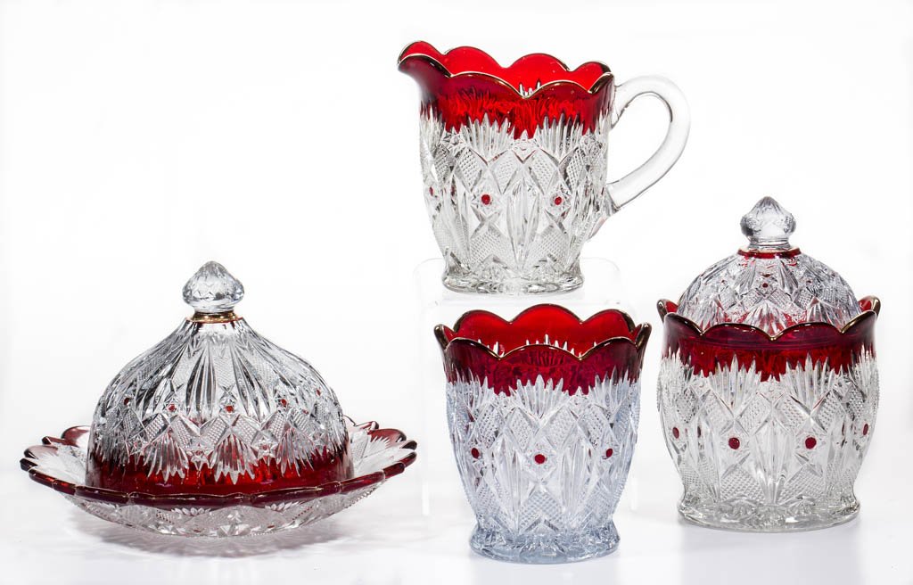 INNA - RUBY-STAINED FOUR-PIECE TABLE SET (1 of 1)