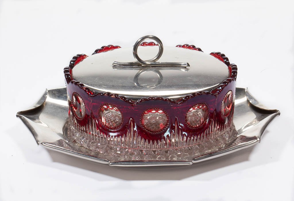 MANHATTAN - RUBY-STAINED CONDIMENT DISH (1 of 1)
