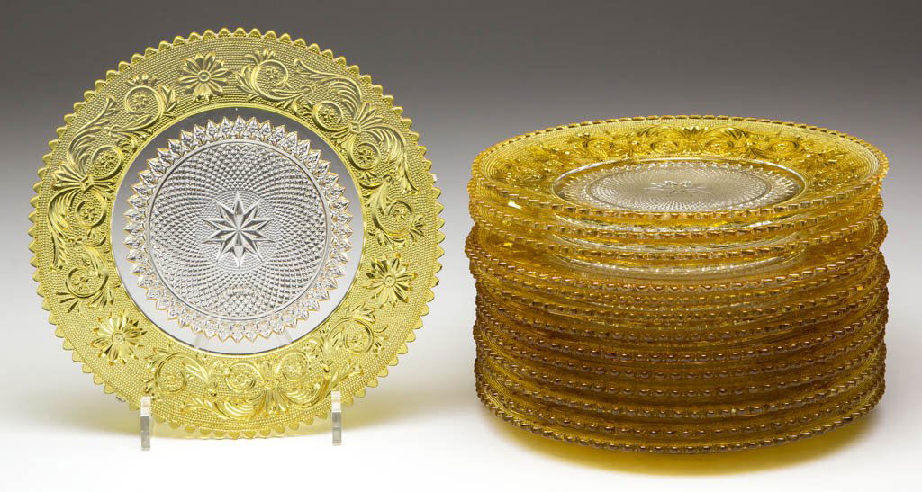 DUNCAN & MILLER SANDWICH - AMBER-STAINED DINNER PLATES, (1 of 1)