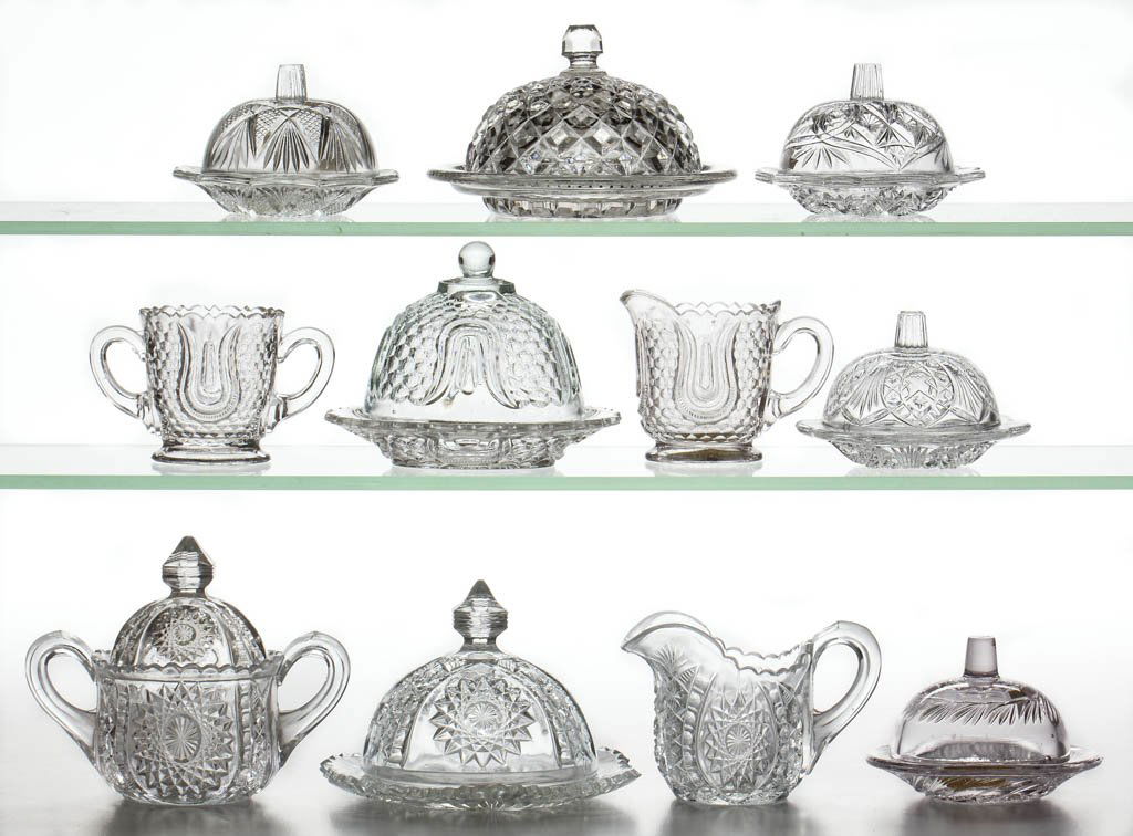 ASSORTED PATTERN CHILDREN'S TOY TABLE ARTICLES, LOT OF (1 of 1)