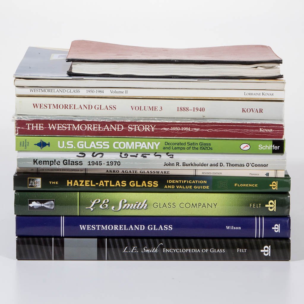 ASSORTED AMERICAN GLASS REFERENCE VOLUMES, LOT OF 14 (1 of 1)