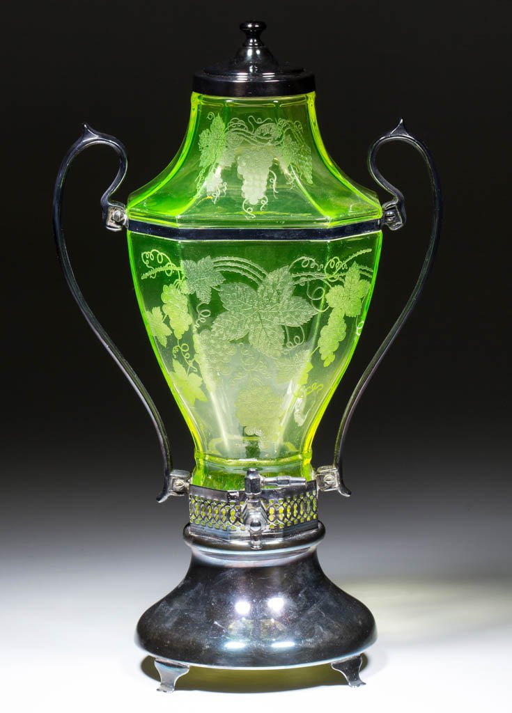 ETCHED SAMOVAR (1 of 1)