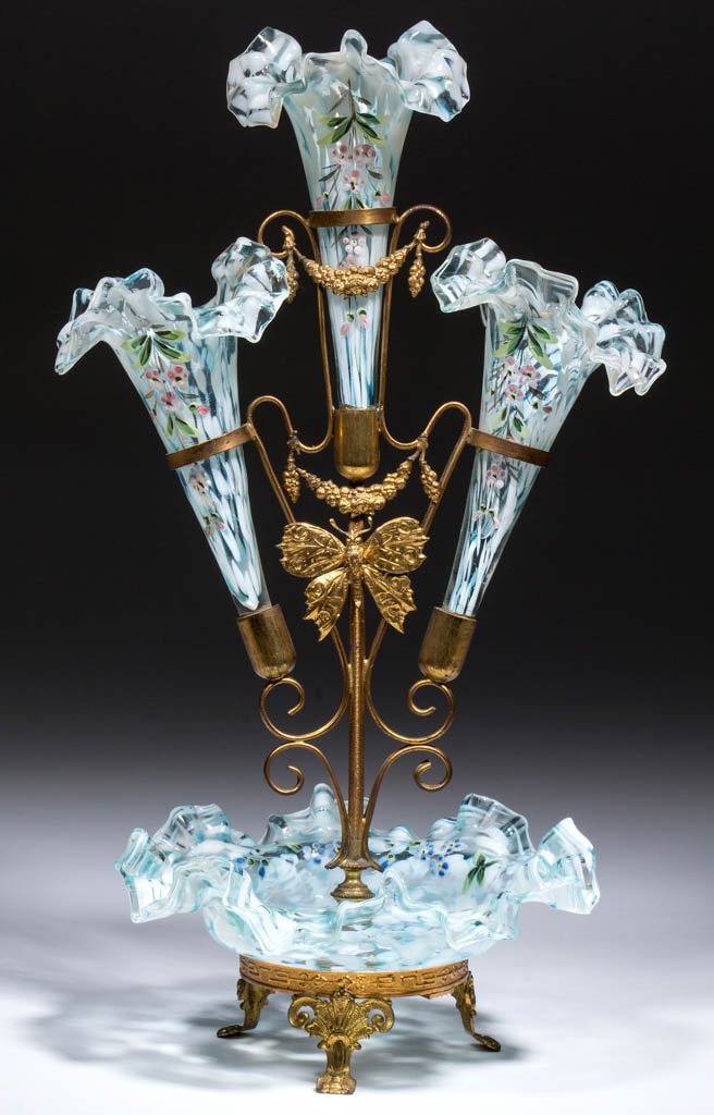 VICTORIAN SPATTER / SPANGLE EPERGNE (1 of 1)