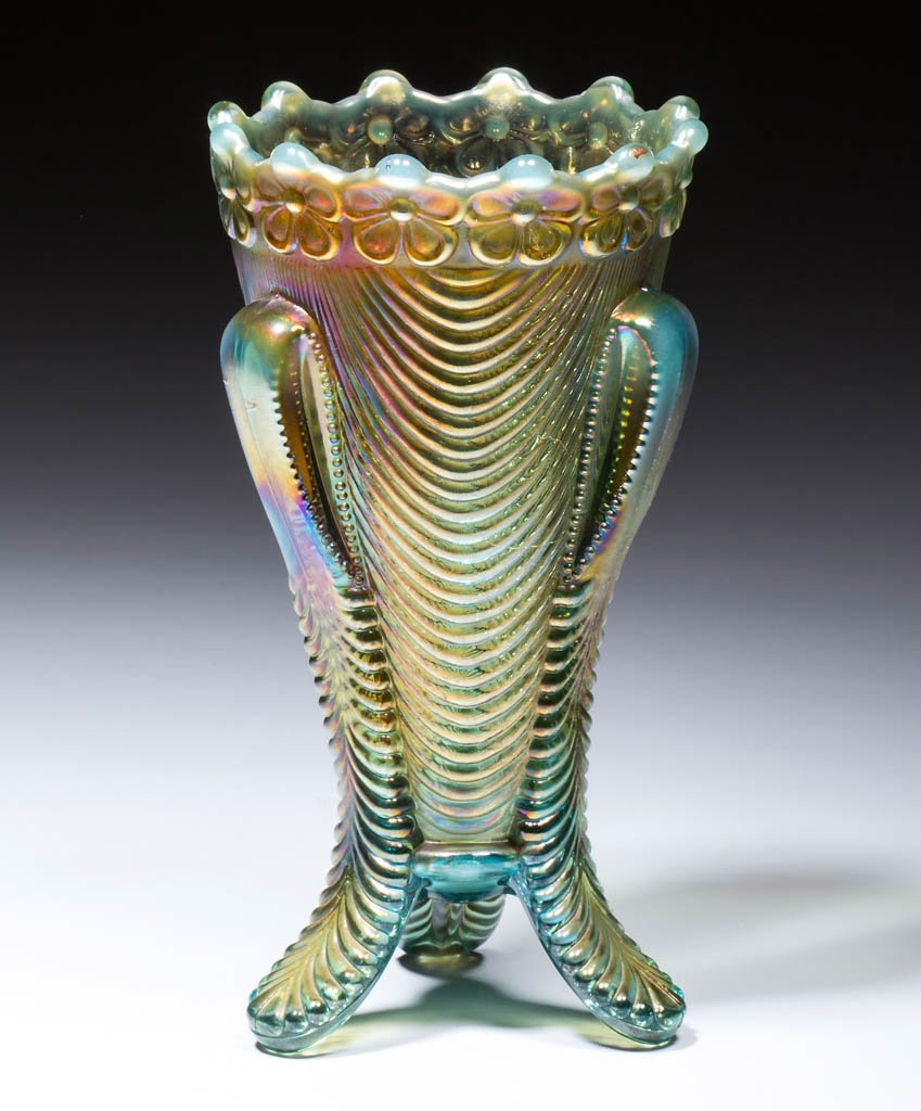 NORTHWOOD DAISY AND DRAPE CARNIVAL GLASS VASE (1 of 1)