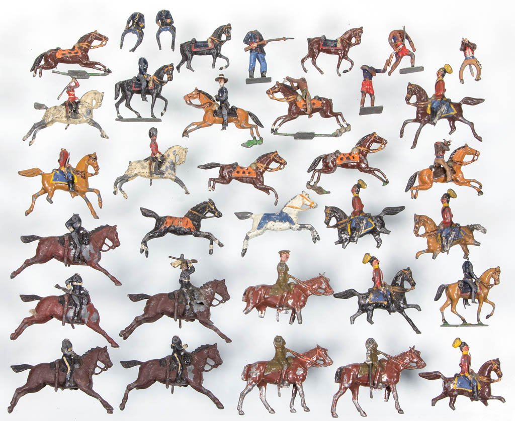 ASSORTED CAST-LEAD AND OTHER TOY SOLDIERS AND RELATED (1 of 4)