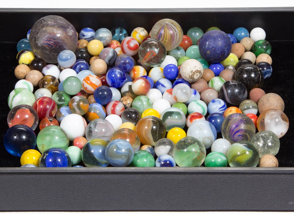 ASSORTED VINTAGE MARBLES (1 of 1)