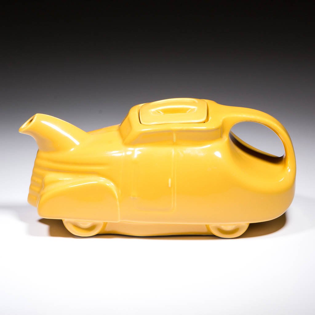 AMERICAN HALL CAR-SHAPED CERAMIC TEAPOT (1 of 1)