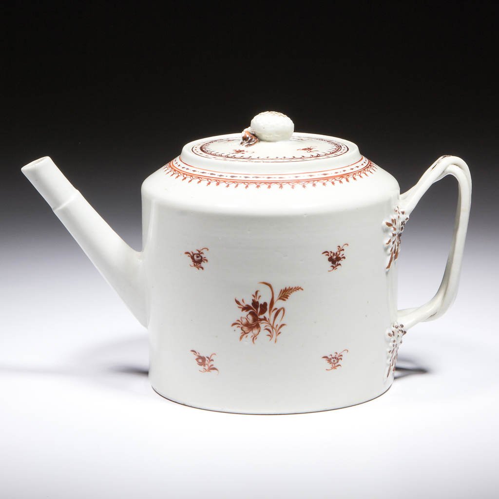 CHINESE EXPORT PORCELAIN TEAPOT (1 of 1)