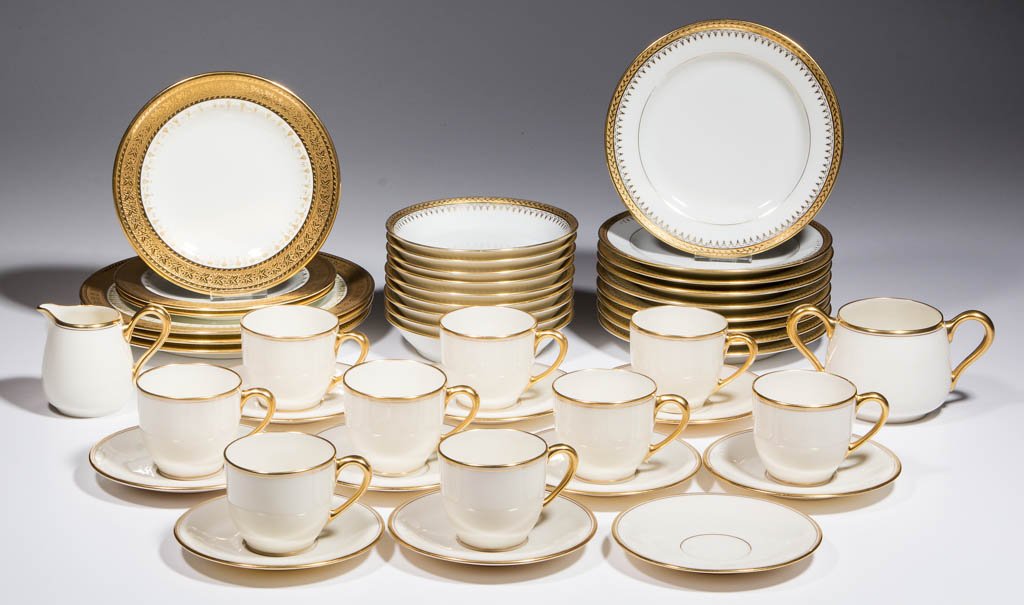 ASSORTED GOLD-DECORATED CERAMIC TABLE ARTICLES, LOT OF (1 of 1)