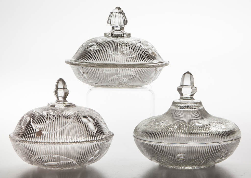 BELLFLOWER - SINGLE VINE ASSORTED COVERED BUTTERS / (1 of 1)