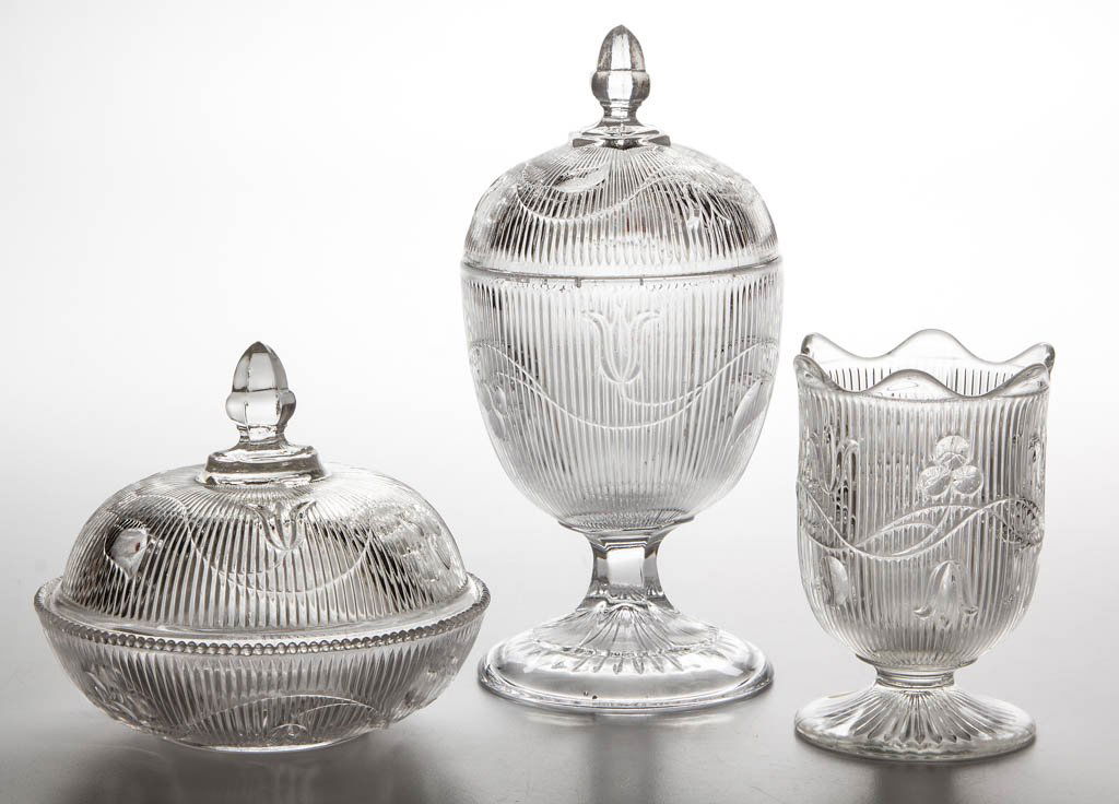 ASSORTED BELLFLOWER TABLE ARTICLES, LOT THREE (1 of 1)