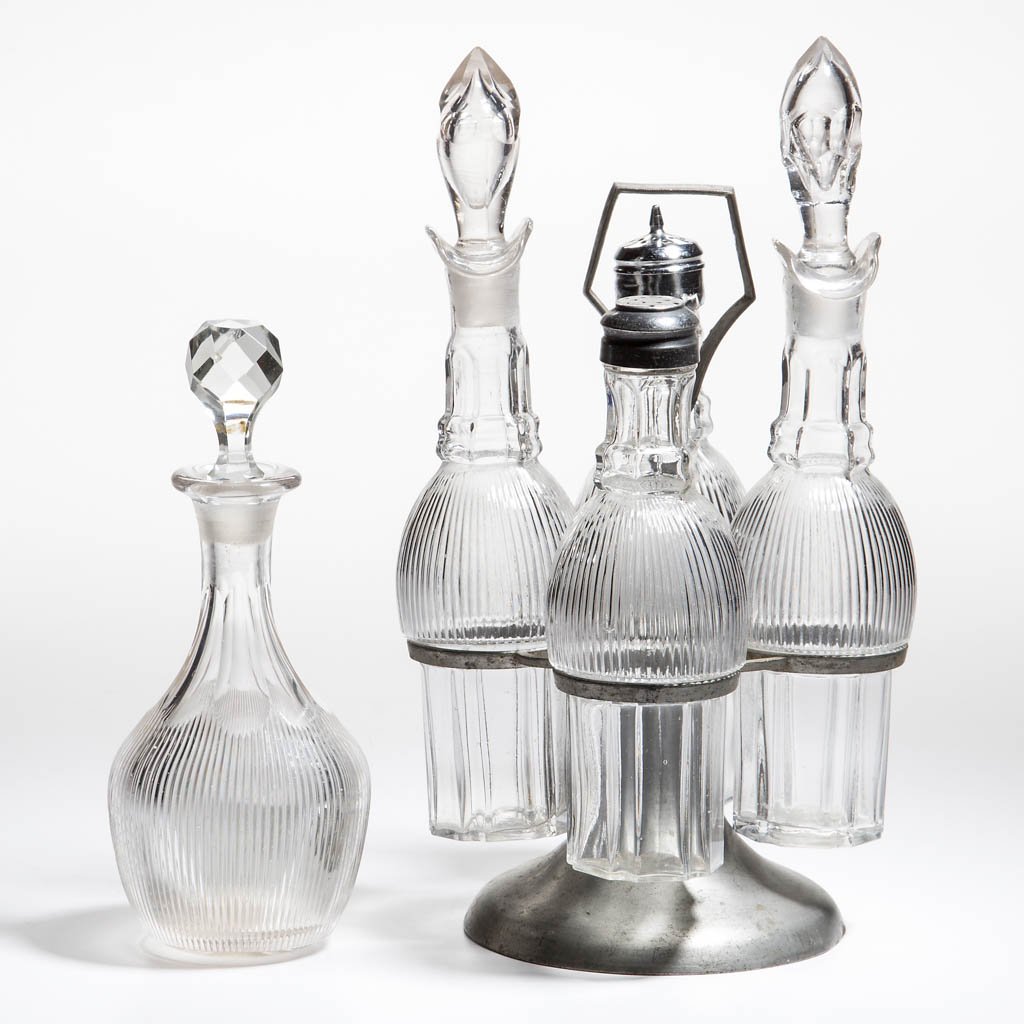 FINE RIB / REEDED (OMN) BLOWN-MOLDED FOUR-BOTTLE CASTER (1 of 1)