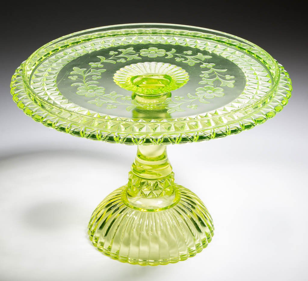 ADAMS NO. 140 / WILDFLOWER SALVER / CAKE STAND (1 of 1)