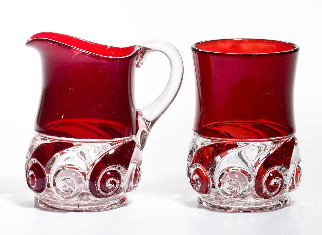 DUNCAN NO. 360 / SNAIL - RUBY-STAINED CREAMER AND (1 of 1)