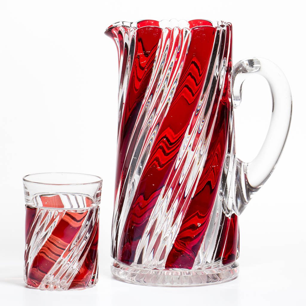 DUNCAN NO. 51 / TWO-PLY SWIRL - RUBY-STAINED WATER (1 of 1)