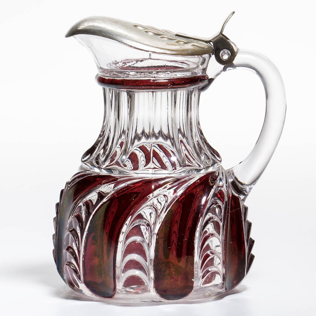 SCALLOPED SWIRL / YORK HERRINGBONE - RUBY-STAINED SYRUP (1 of 1)