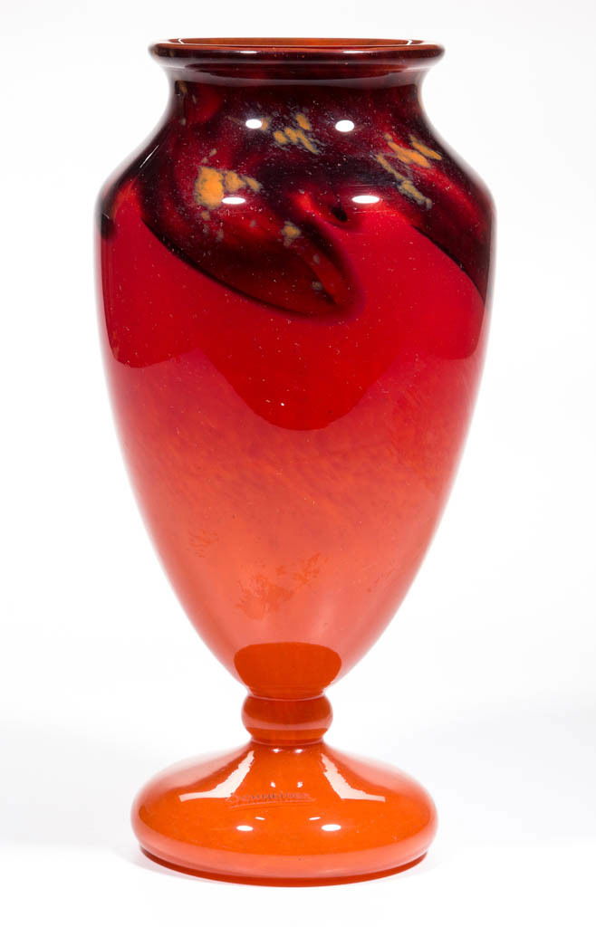 SCHNEIDER MOTTLED ART GLASS VASE: SCHNEIDER MOTTLED ART GLASS VASE, varying shades of red with mottled orange and burgundy, large urn form, large circular foot, signed "SCHNEIDER", polished pontil mark. Schneider Glass Co. Circa 1925.