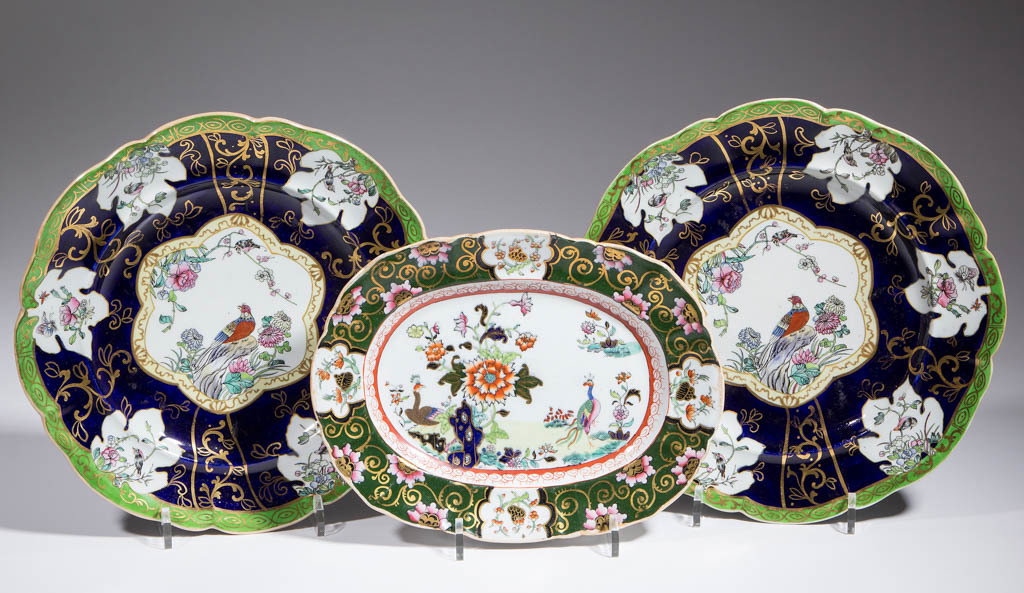 ENGLISH MASON'S IRONSTONE ARTICLES, LOT OF THREE: ENGLISH MASON'S IRONSTONE ARTICLES, LOT OF THREE, comprising two matching plates having bright green rims, cobalt blue interior, bird and floral decorations with gilding, and floral decorations on und
