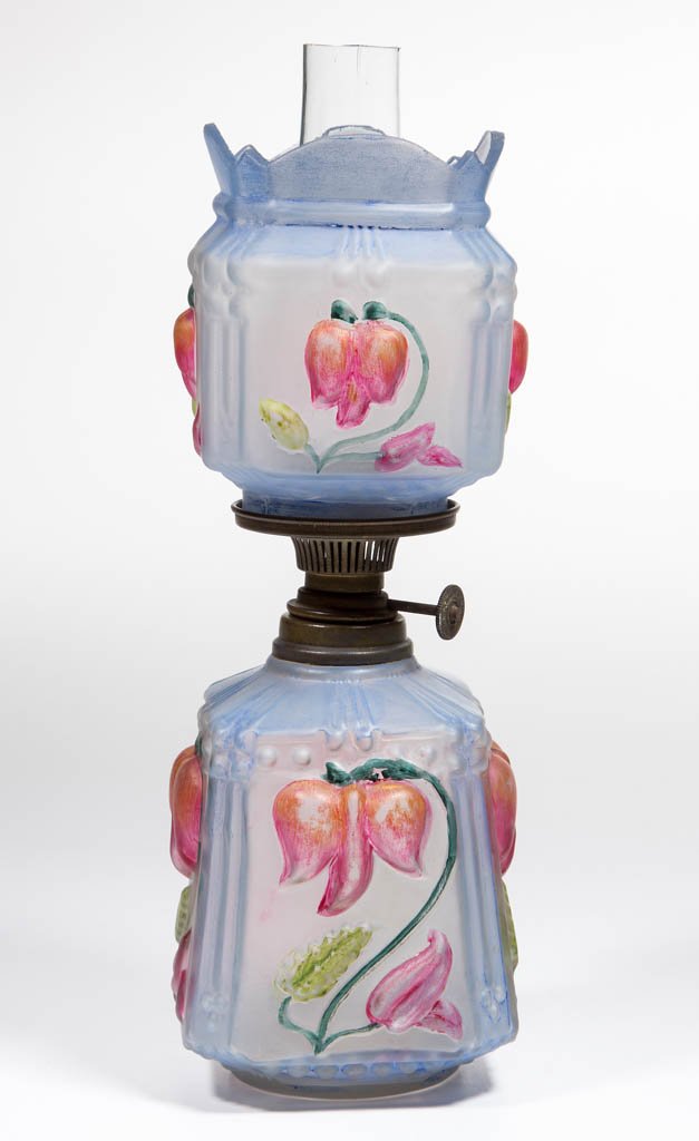 BLEEDING HEART EMBOSSED MINIATURE LAMP (1 of 1)