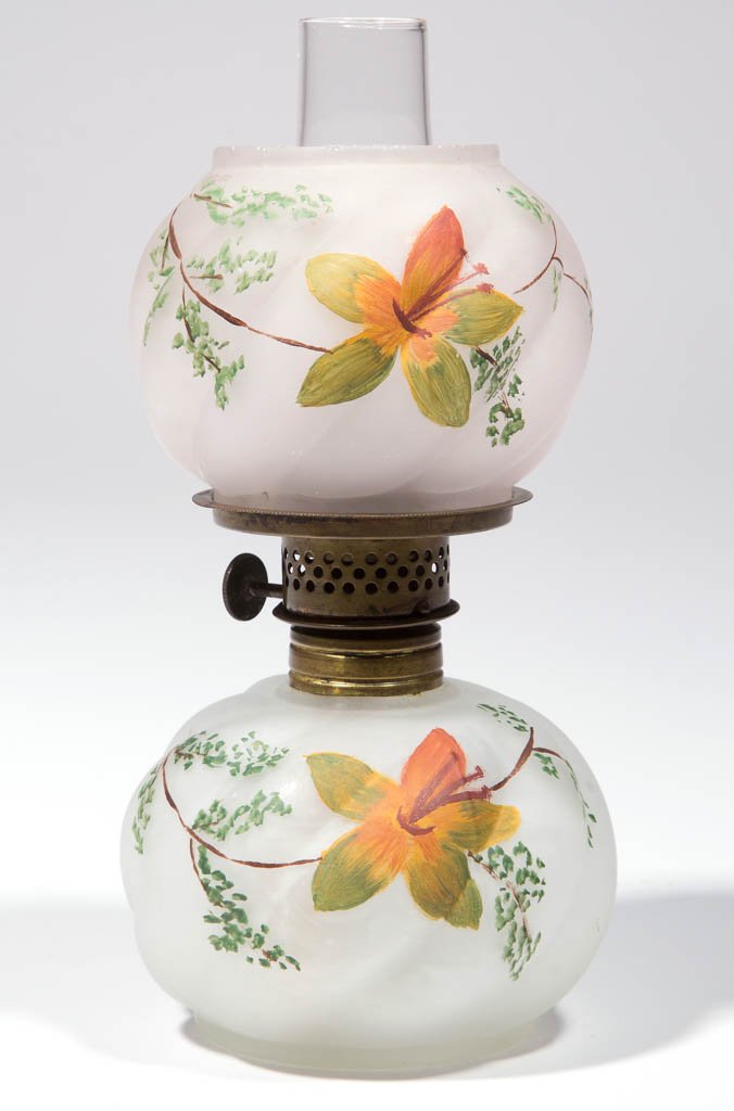 PARIAN SWIRL MINIATURE LAMP (1 of 1)