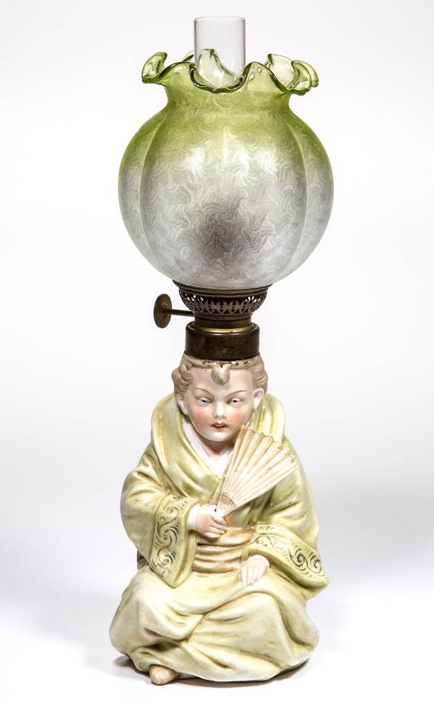 PORCELAIN ORIENTAL LADY FIGURAL MINIATURE LAMP (1 of 1)
