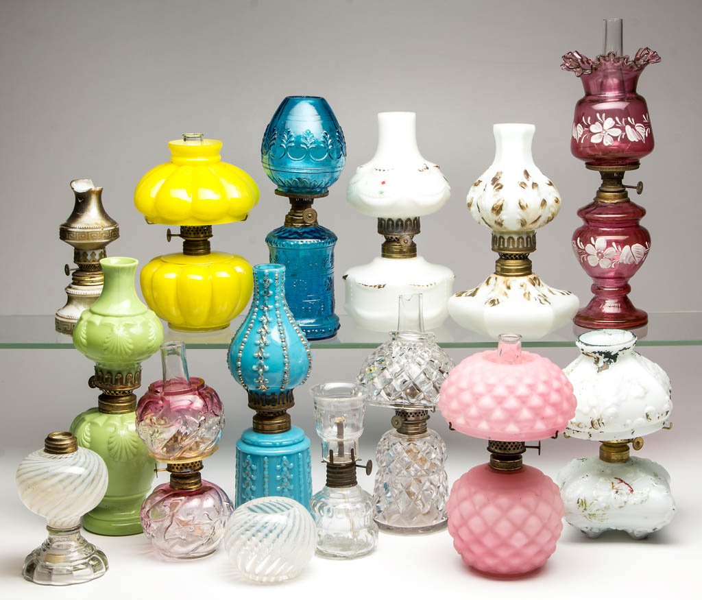 ASSORTED PATTERN MINIATURE LAMPS, LOT OF 14 (1 of 1)