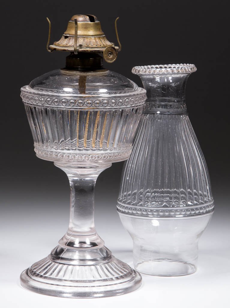 DUNCAN RIBBED BAND KEROSENE STAND LAMP (1 of 1)