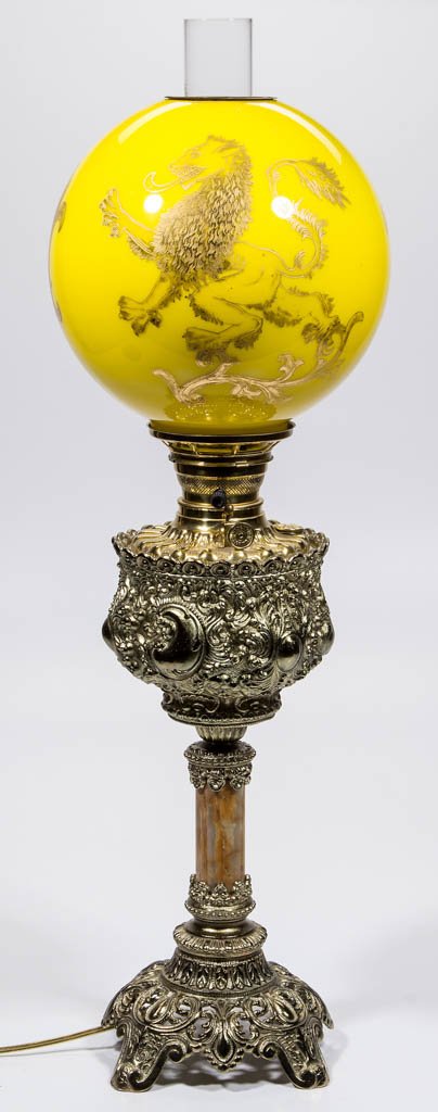 AMERICAN MIXED-METAL AND MARBLE KEROSENE BANQUET LAMP (1 of 1)
