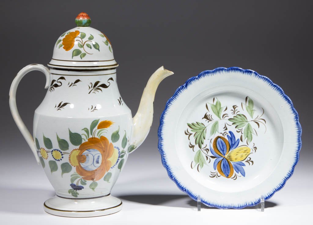 ENGLISH PEARLWARE CERAMIC ARTICLES, LOT OF TWO: ENGLISH PEARLWARE CERAMIC ARTICLES, LOT OF TWO, comprising one coffee pot with tall cover, and one plate with molded blue shell edge, both having polychrome floral designs on interior and sides. Plate