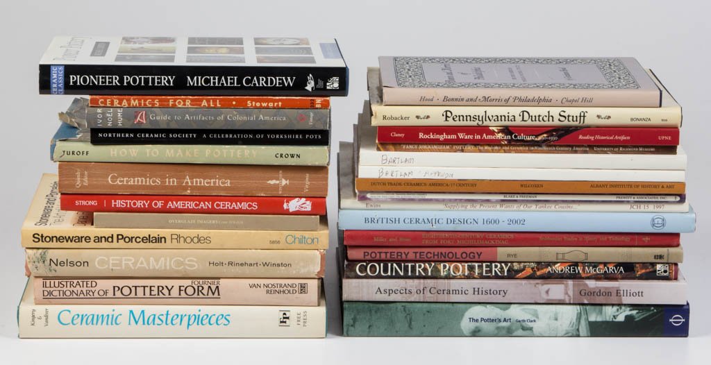 ASSORTED AMERICAN / ENGLISH CERAMIC REFERENCE VOLUMES,: ASSORTED AMERICAN / ENGLISH CERAMIC REFERENCE VOLUMES, LOT OF 27, including Clark, "The Potter's Art", Cardew, "Pioneer Potter", and Elliott, "Aspects of Ceramic History". Hard and soft covers. Proven