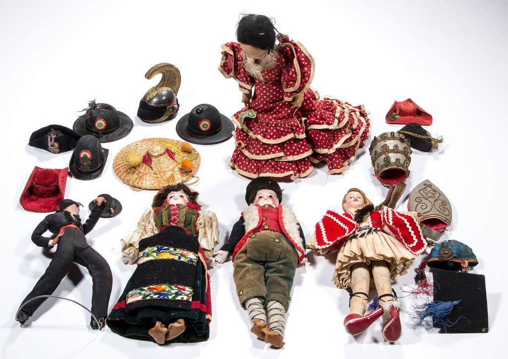 ASSORTED ETHNIC / WORLD DOLLS AND ACCESSORIES, LOT OF (1 of 2)