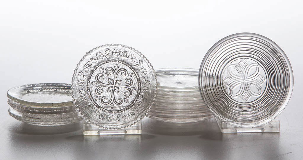 ASSORTED PRESSED CHILDREN'S TOY PLATES, LOT OF TEN (1 of 1)