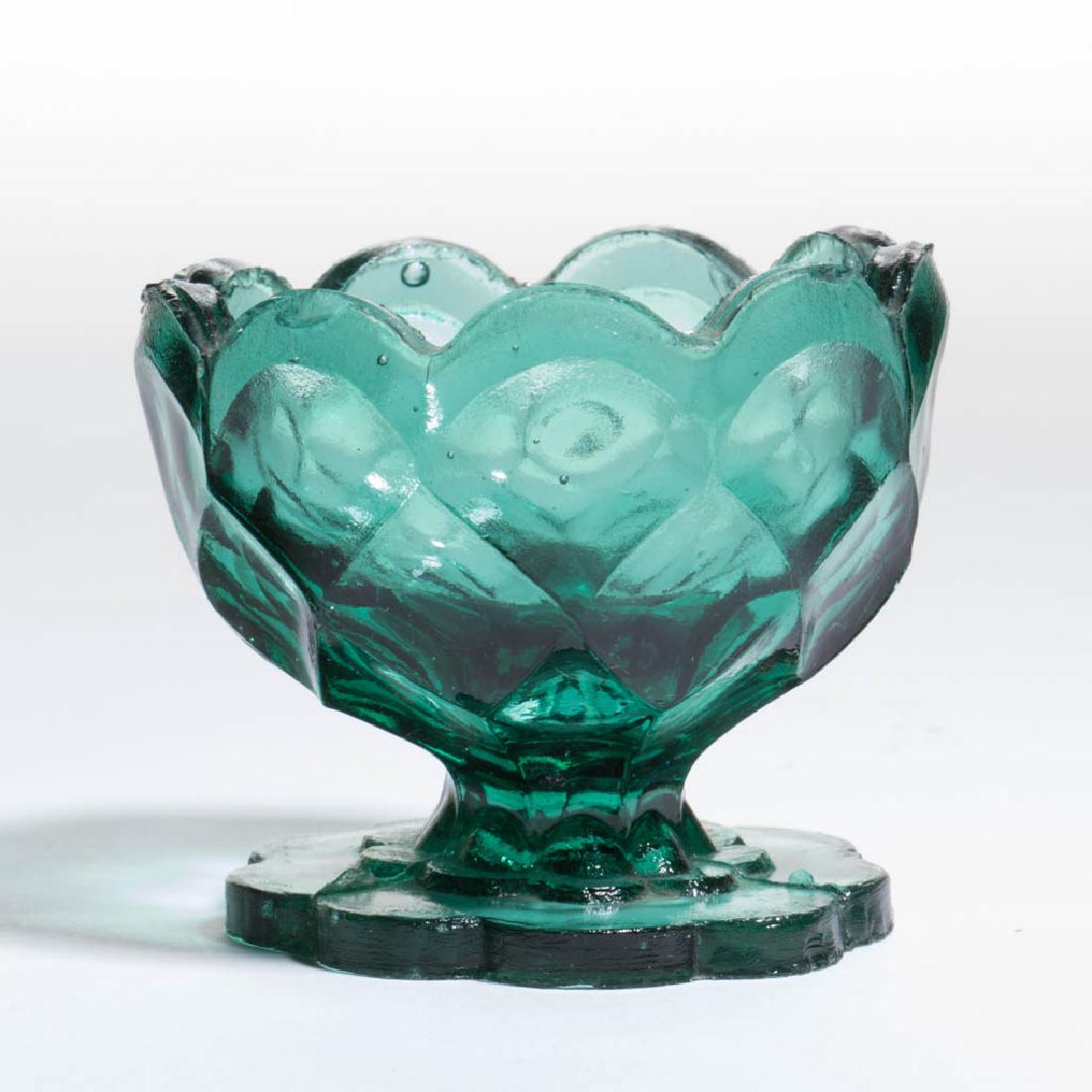 SMOCKING PRESSED OPEN SALT (1 of 1)