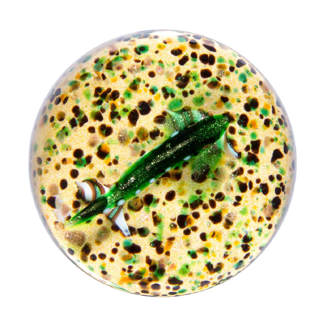 WILLIAM MANSON STUDIO ART GLASS LAMPWORK PAPERWEIGHT (1 of 2)