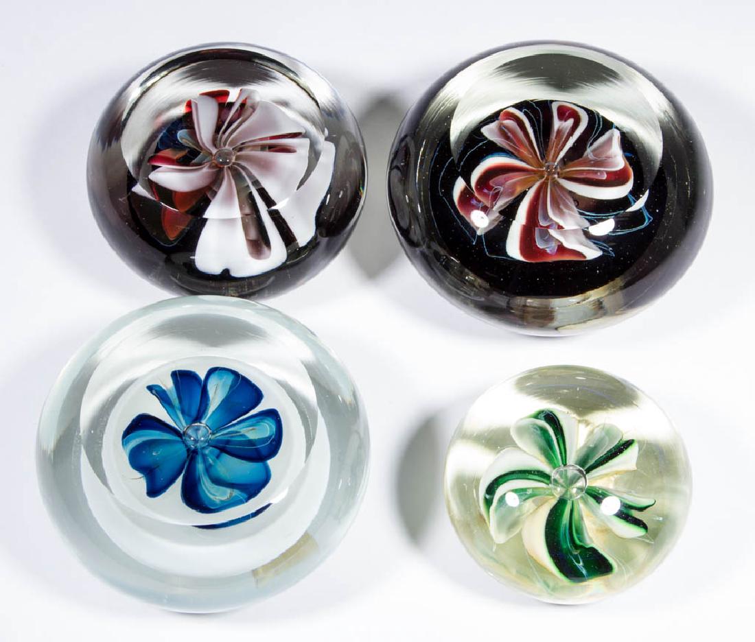 CHARLES WRIGHT STUDIO ART GLASS PAPERWEIGHTS, LOT OF (1 of 1)