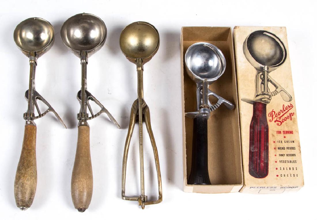 ASSORTED VINTAGE ICE CREAM SCOOPS, LOT OF FOUR (1 of 1)