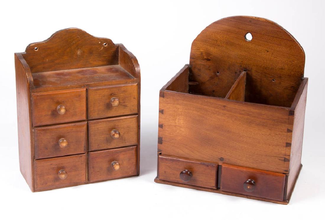 AMERICAN COUNTRY WOODEN BOXES, LOT OF TWO (1 of 2)