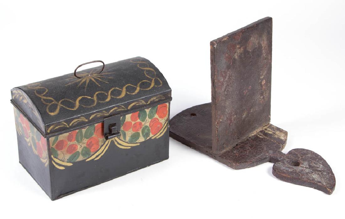 ASSORTED COUNTRY ACCESSORIES, LOT OF TWO (1 of 4)