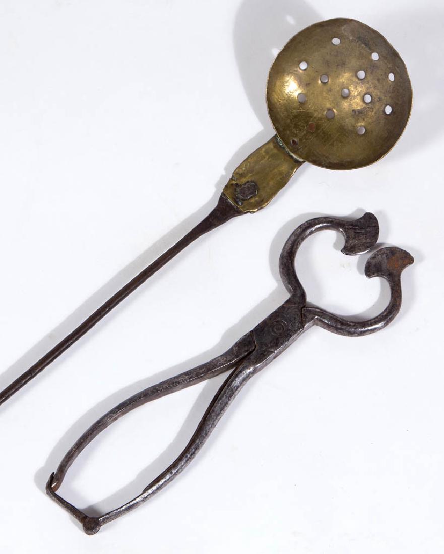 ASSORTED DOMESTIC ARTICLES, LOT OF TWO (1 of 3)