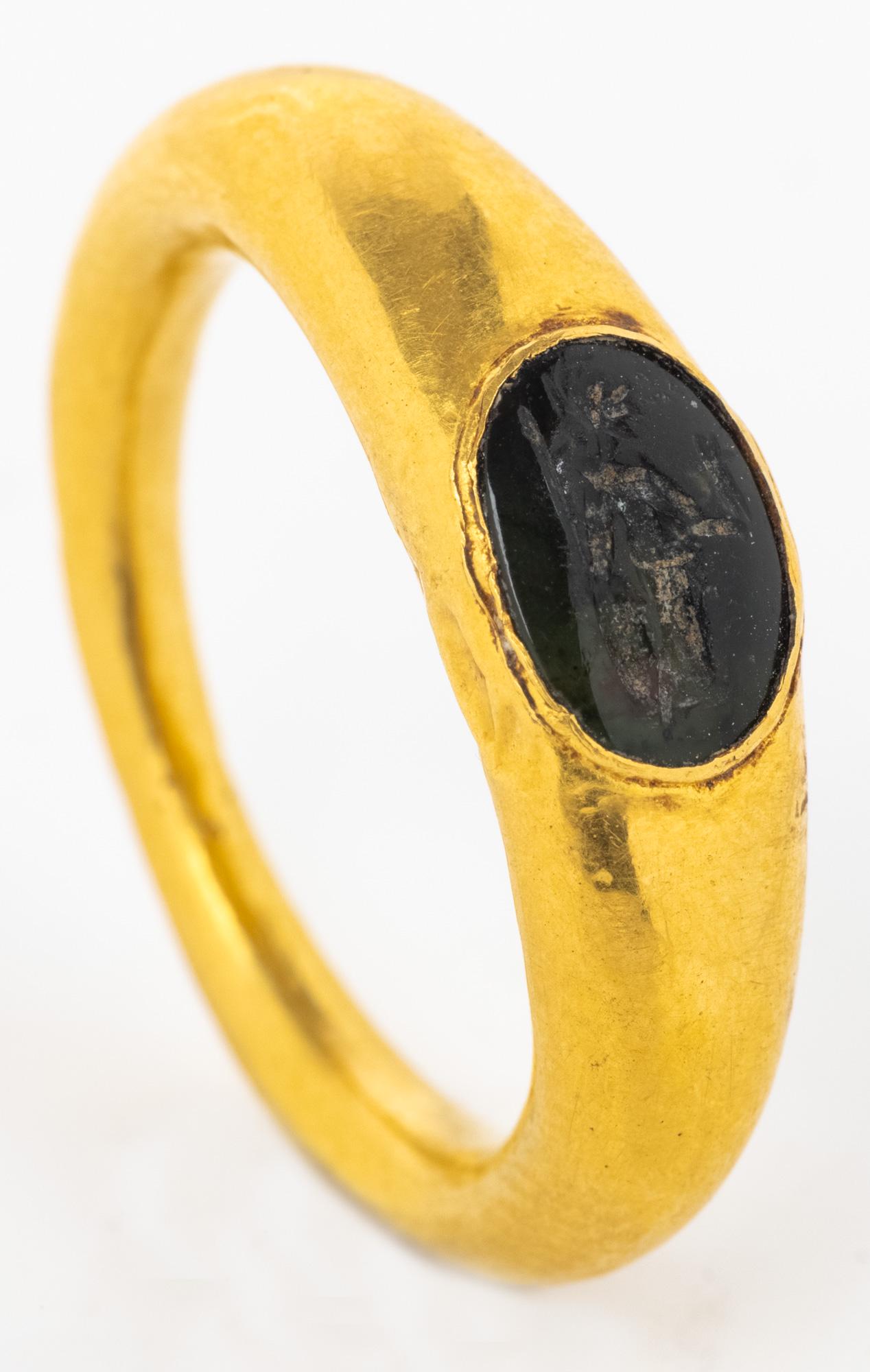 Ancient Roman, ca. 2nd Century AD, 22K Gold Ring inset (1 of 1)