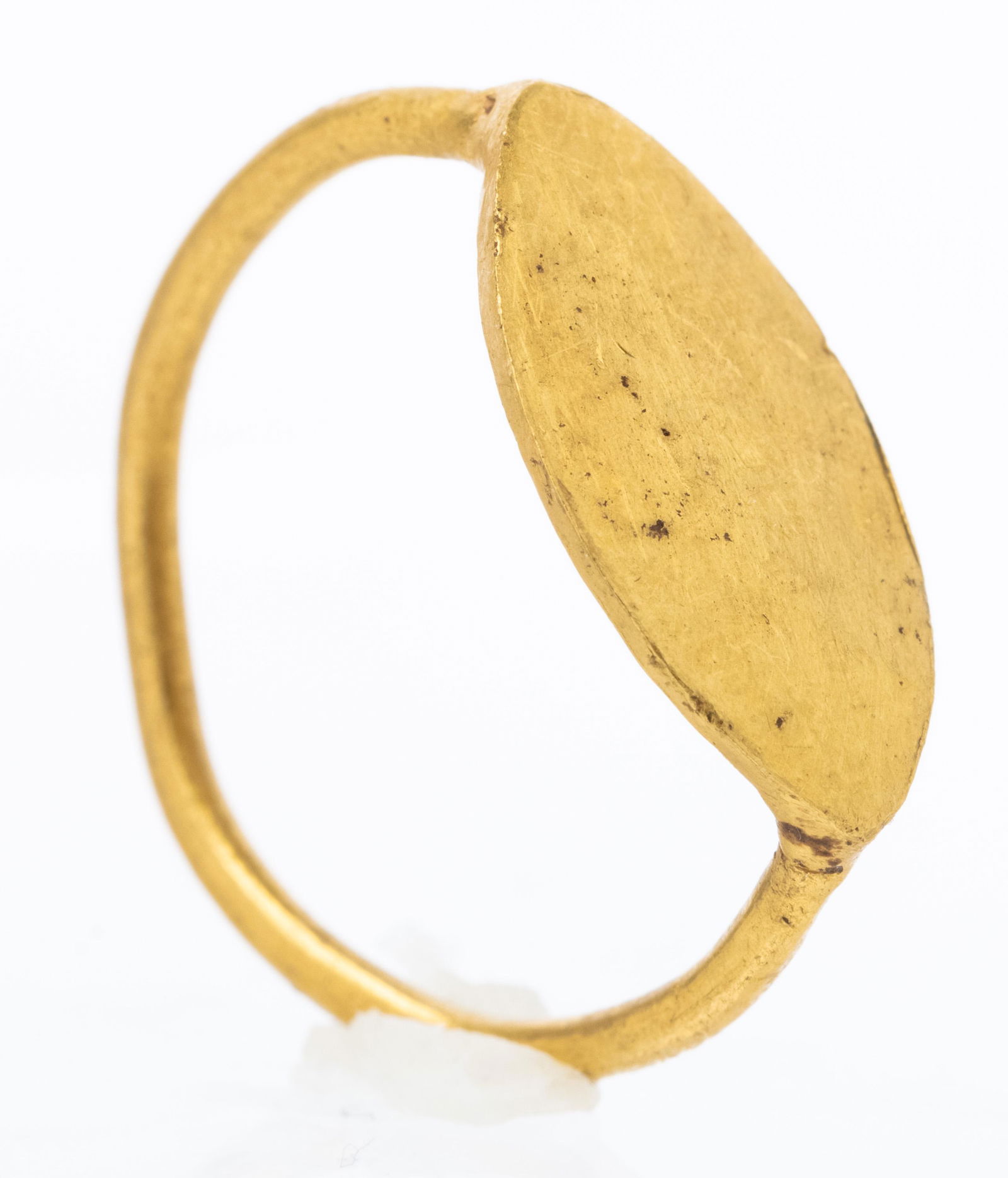 3rd Century Roman, 23K Yellow Gold Ring with Plain (1 of 1)