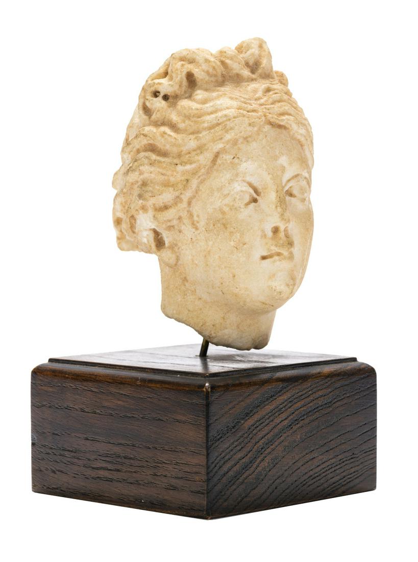 Very Fine Roman Marble Head of an Elite Roman Matron As Venus ca. 2nd Century B.C.: Very Fine Roman Marble Head of an Elite Roman Matron As Venus ca. 2nd Century B.C. A beautiful marble head portrait of an elite Roman matron as Venus ca. 2nd Century B.C., Rome. Excellent condition an