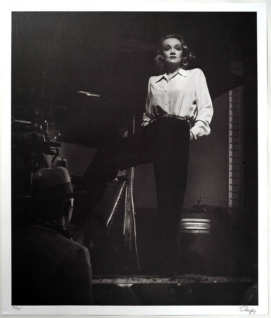 "Marlene Dietrich" by Laszlo Willinger: "Marlene Dietrich" by Laszlo Willinger. Photo lithograph, hand signed by the artist, from a limited edition of 325.24" x 28½". Excellent condition. Estimated Value $600 - 80