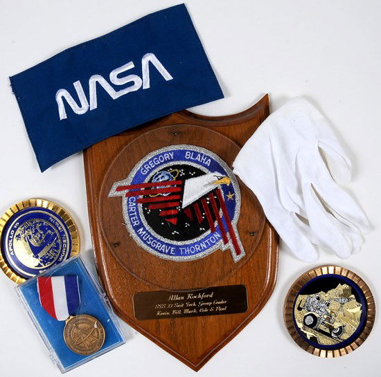 Apollo Program, c1970, Balance of Consignment: Apollo Program, c1970, Balance of Consignment. An interesting lot containing an Apollo 11, 30th Anniversary" Commemorative ornament, A set of coasters as issued for Apollo 10-17 +1 (in two box