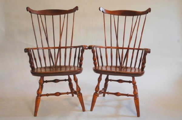 Pair Comb Back Windsor Chairs: with carved ears, 20th Century