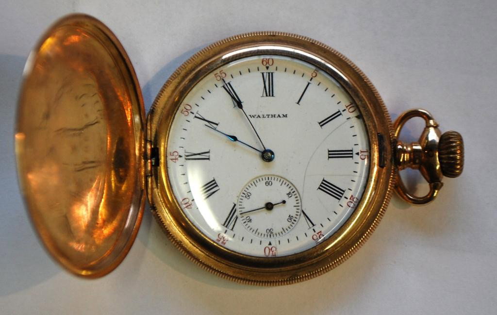 1907 Waltham 17 Jewel Hunter Case Pocket Watch
