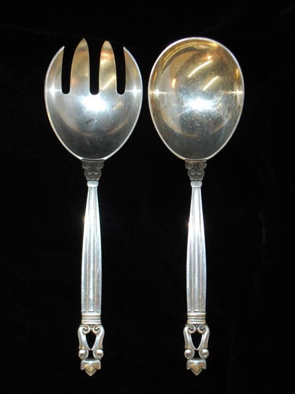 George Jensen Sterling Silver Acorn Salad Servers: 166 grams approximate weight 5.33 troy ounces, just under 8" long.
