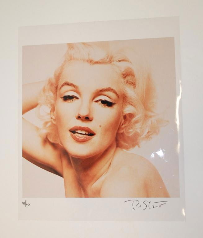 Marilyn Monroe "Last Sitting" Bert Stern: Marilyn Monroe Photographed by Bert Stern 20 x 24" Hand Signed and numbered 67 / 250, Excellent Condition. Chromogenic Color Print of Marilyn Monroe by Bert Stern. Signed and Numbered. From Stern's fa