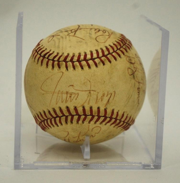 Willy Mays / Hank Aaron & Others Autographed Ball: Signatures Include Hall of Famers Aaron, Mays, Durocher, Kiner, Irvin, Roberts. Also Branca, Maglie, Thomson, Erskine, Black, Hearn, Abrams JSA Authenticated