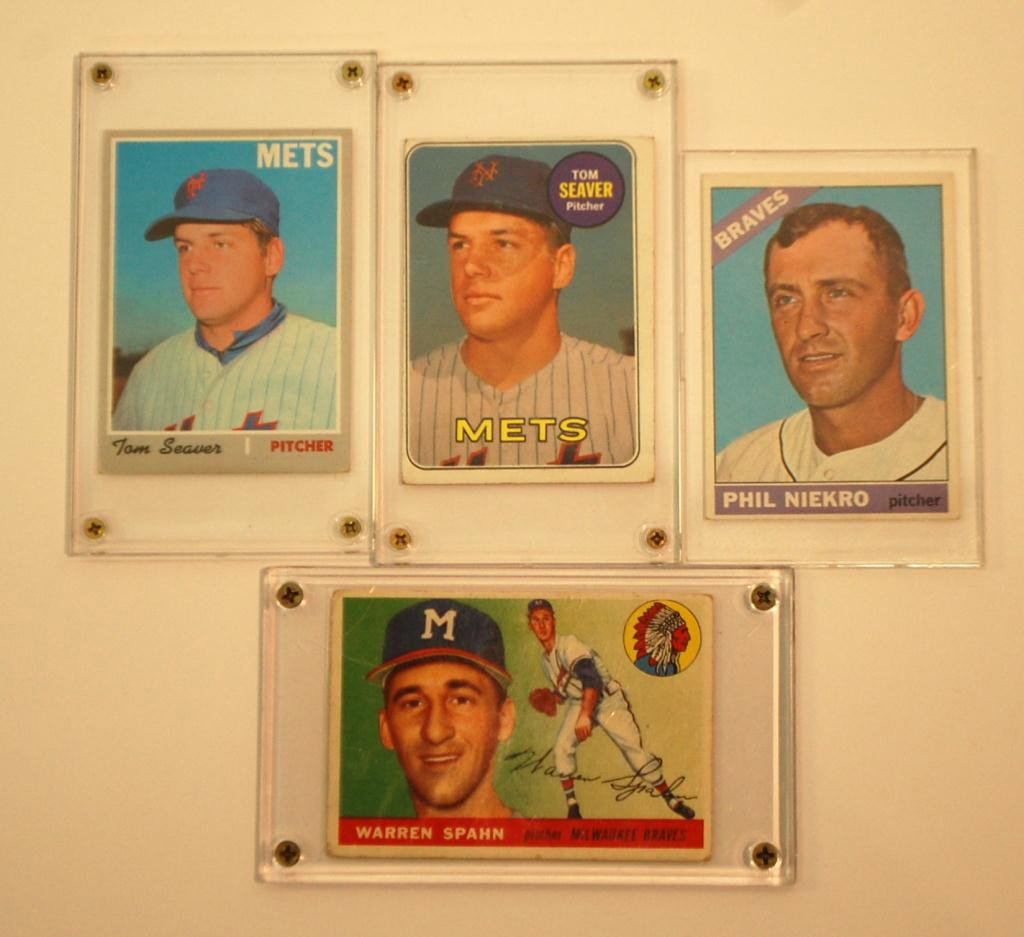 4 Hall of Famer Baseball Topps cards: 1969 Tom Seaver, 1970 Tom Seaver, 1966 Phil Niekro, 1955 Warren Spahn (White Back).